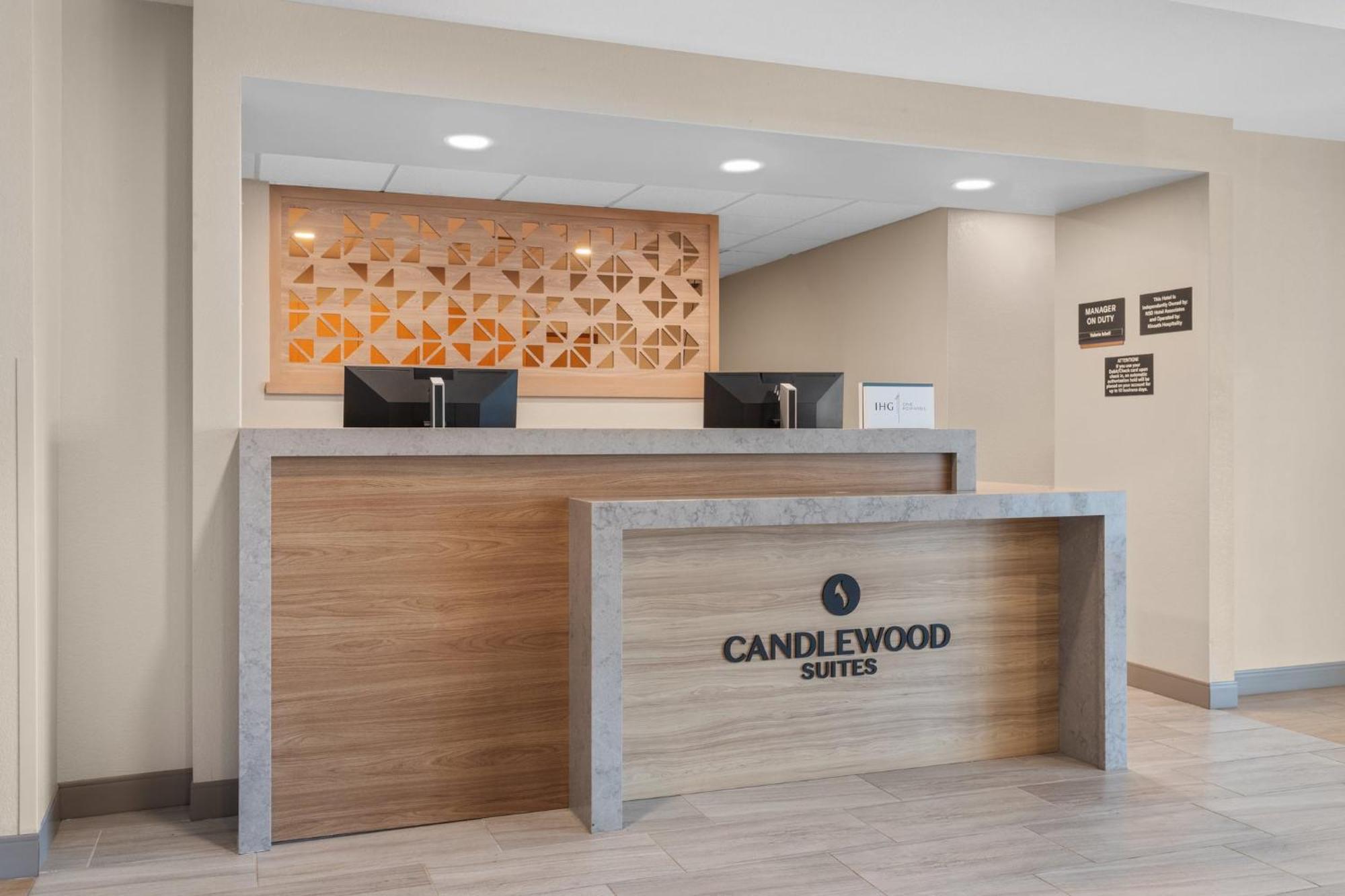 Candlewood Suites La Crosse By Ihg Esterno foto