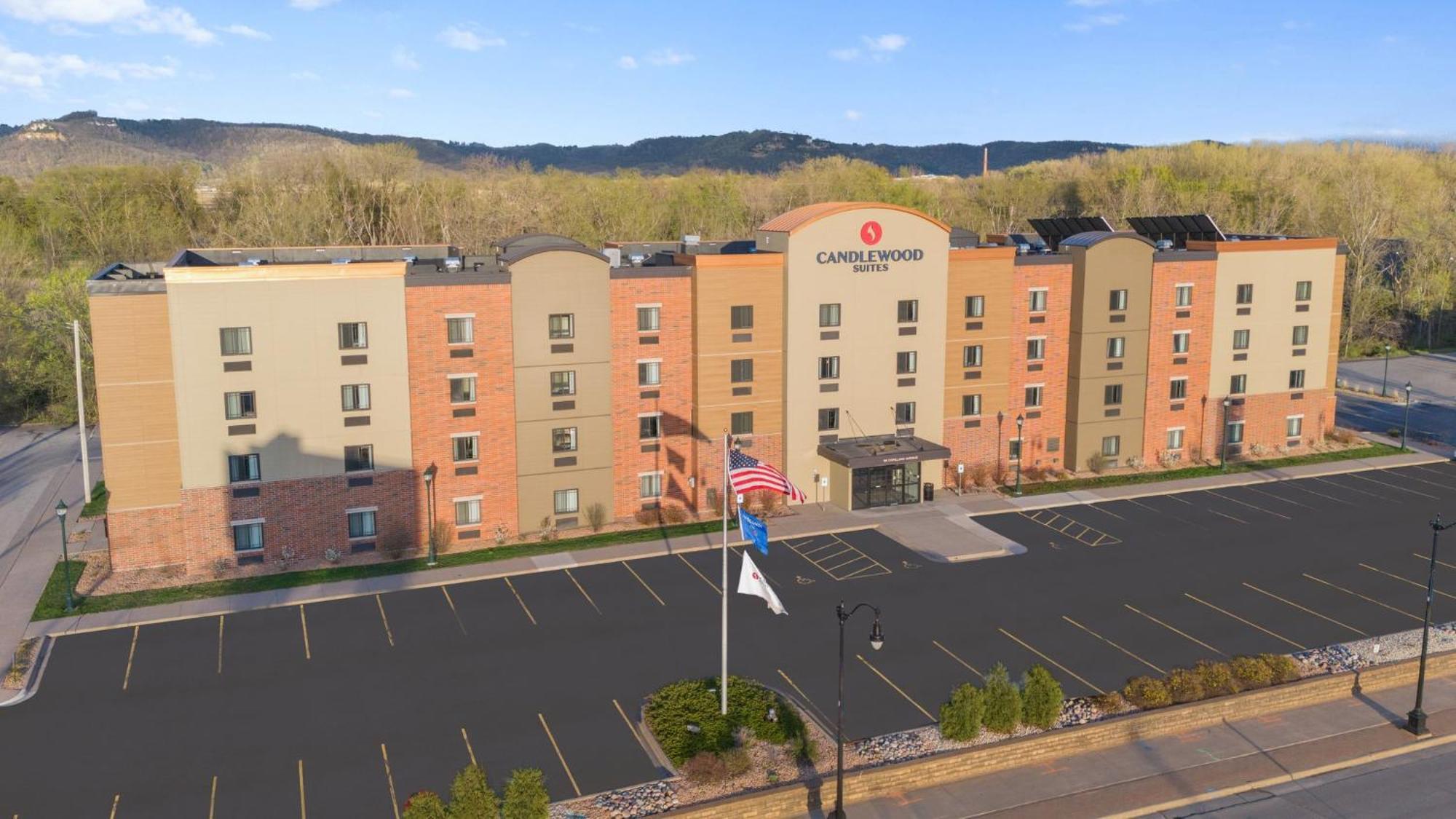 Candlewood Suites La Crosse By Ihg Esterno foto