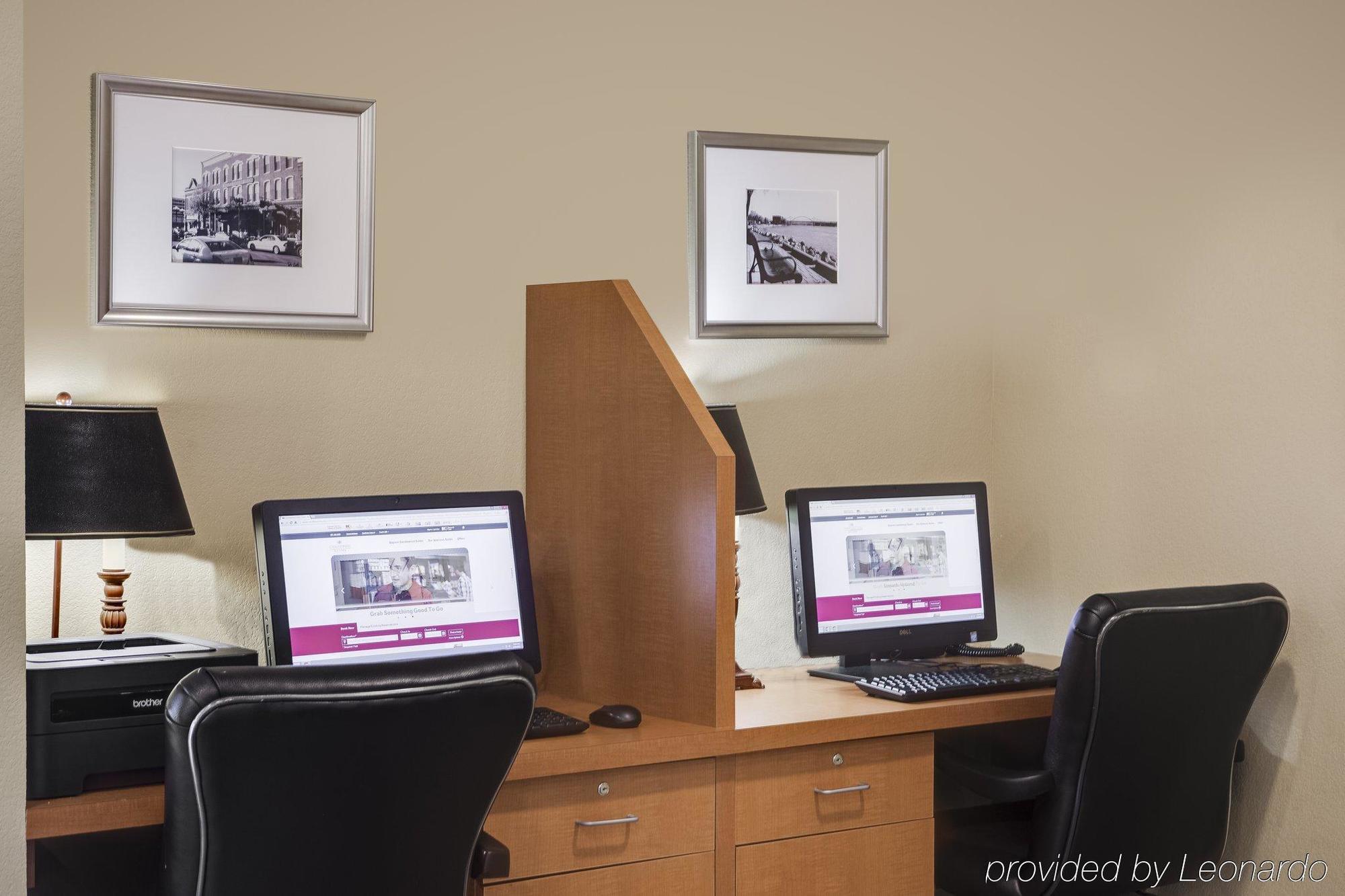 Candlewood Suites La Crosse By Ihg Esterno foto